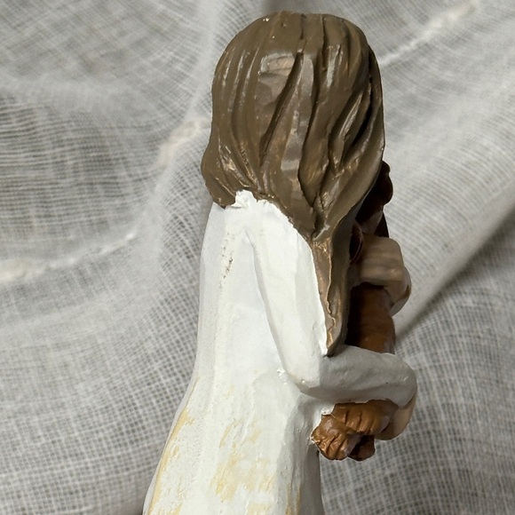 Woman Embracing Puppy Keepsake Girl & Dog Sculpture Gifts 6" x 2" x 1.5" NWOT - Picture 14 of 16